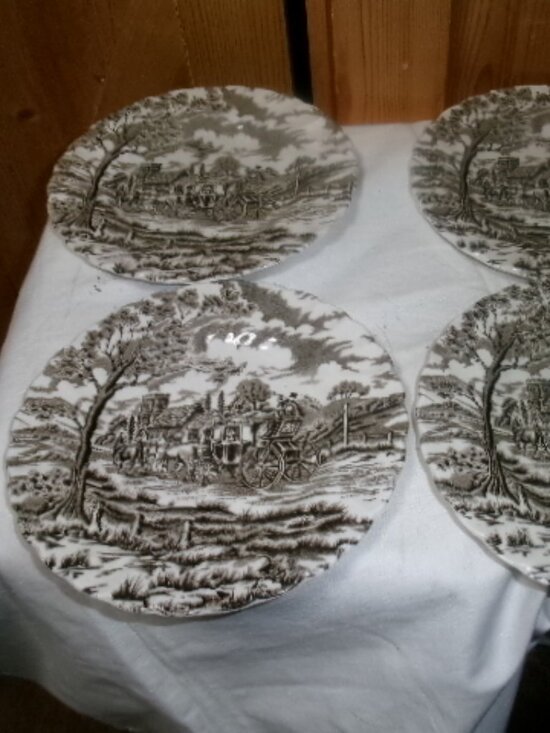 Royal Staffordshire Other - Vtg Royal Mail fine Ironstone bread plates 6 in lot of 4 sweet vintage